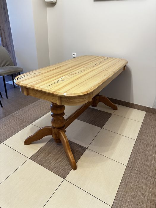 Деревяний кухонний розкладний стіл