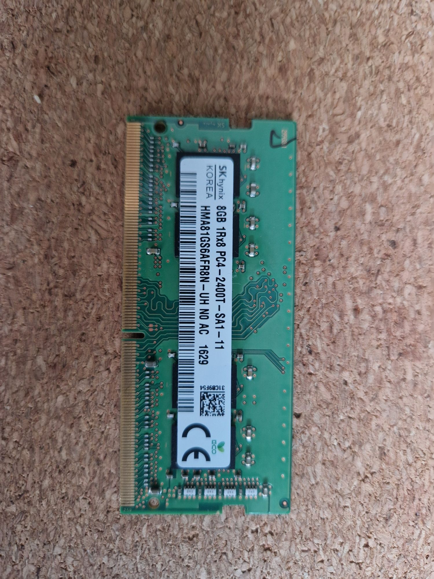 2 x 8GB RAM SODIMM 2400 DDR4