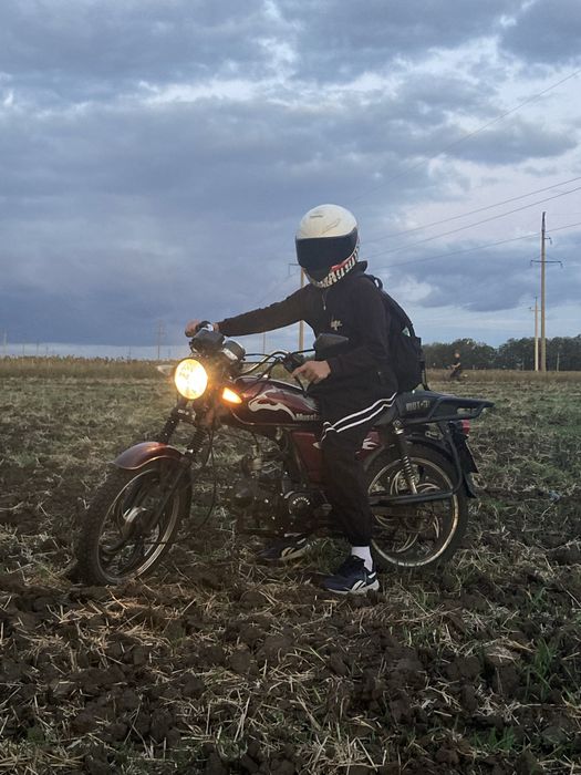Мустанг мт 125 ,2022 року