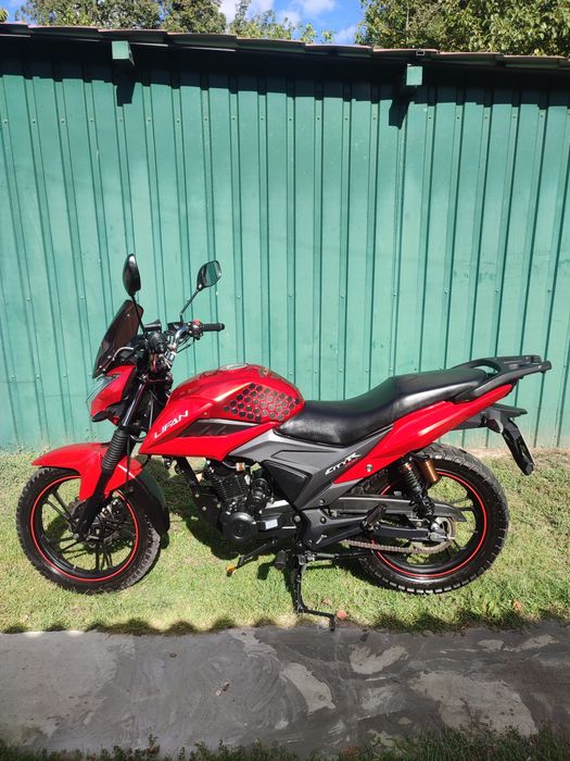 Мотоцикл Lifan cityr 200