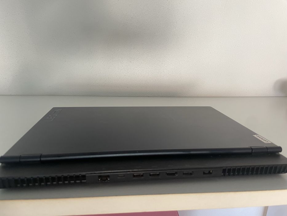 Portátil Lenovo Legion 5 15,6” 15ACH6-862 1 TB SSD 16GB RAM