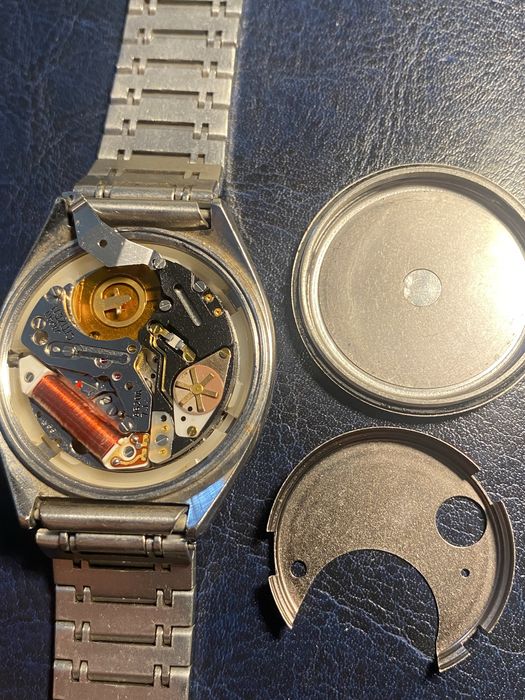 Citizen Quartz Crystron