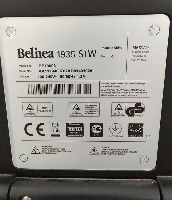Monitor LCD Belinea 1935 S1W z kablami