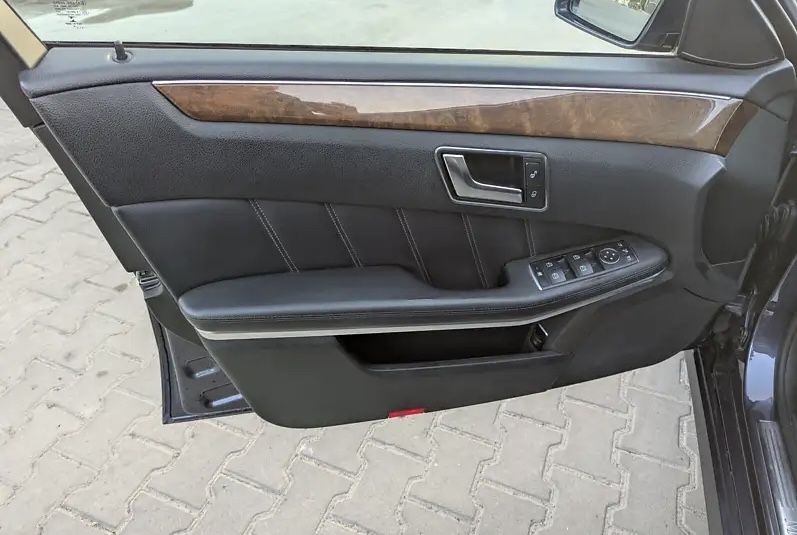 Mercedes-Benz E 300 3.0 TDI