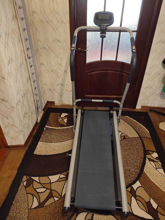 Механічна бігова доріжка