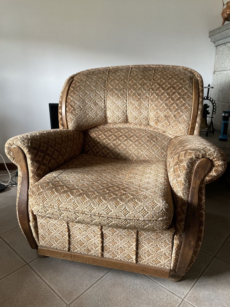 Sofas de sala de estar de 1984 para venda em bom estado geral