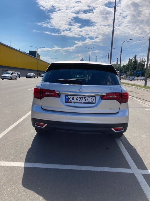 Автомобиль acura mdx 2013