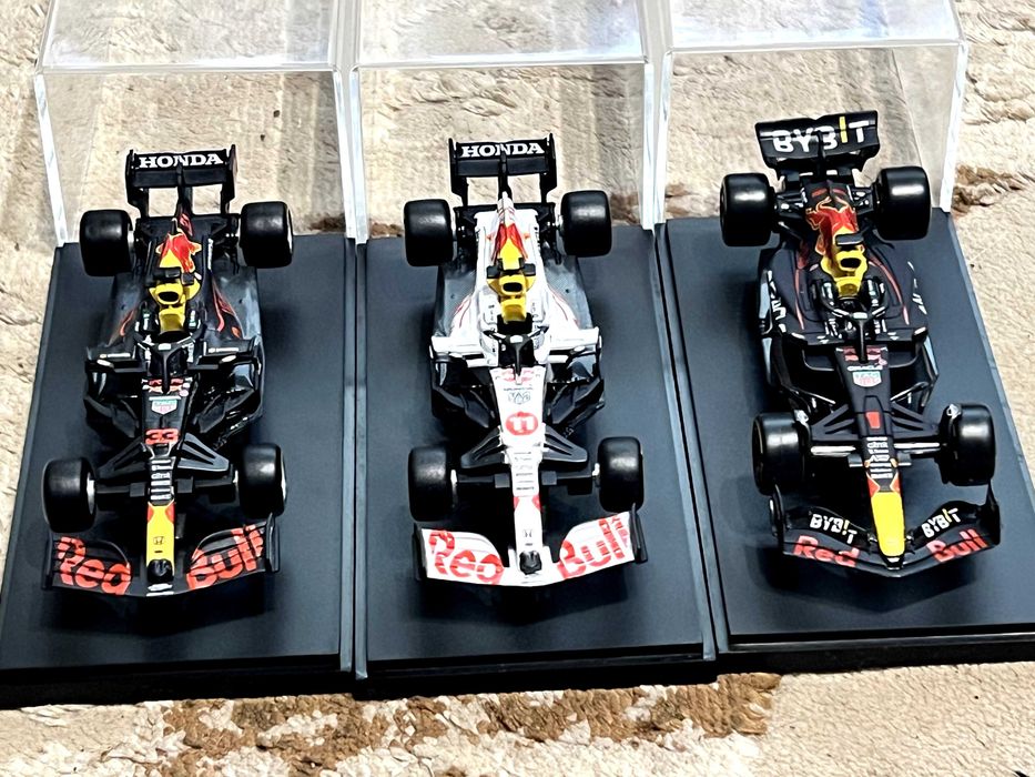Моделі авто 1/43 Formula 1 Колекція в боксах