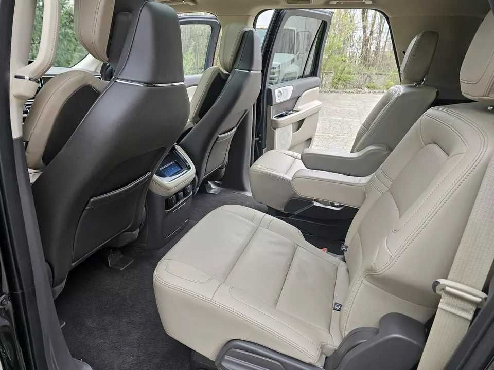 2022 Lincoln Navigator