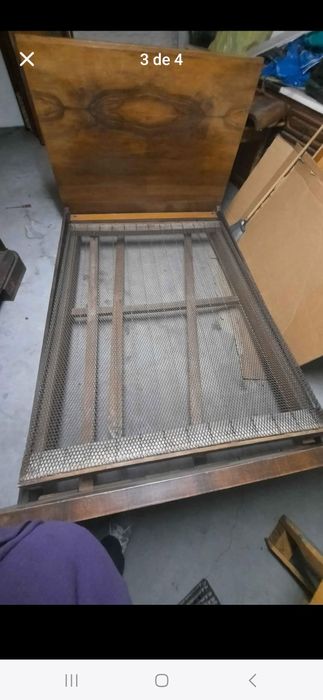 Cama antiga madeira maciça folha de nogueira