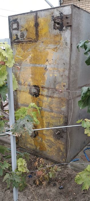 Ємність з нержавійки