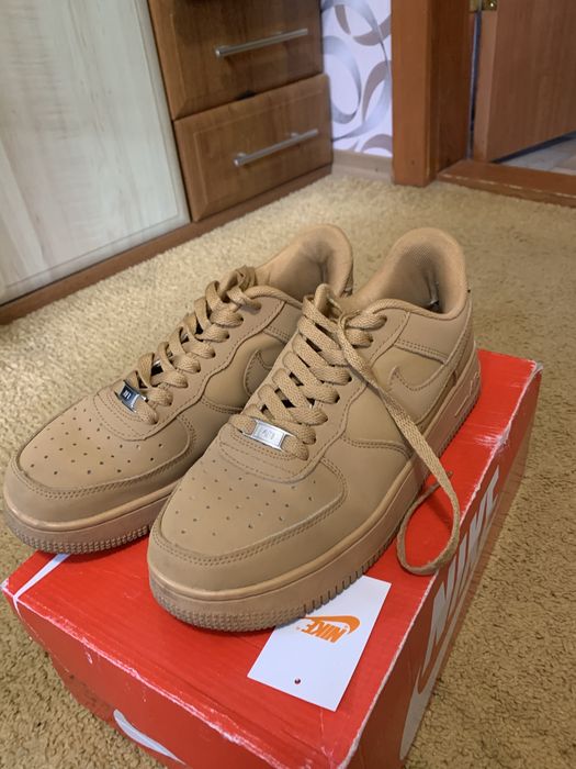 Кросівки Nike коричневі