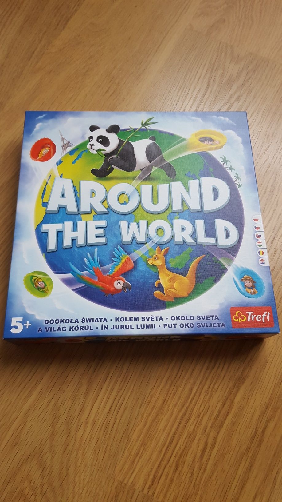 Gra Around The World, Trefl, używana