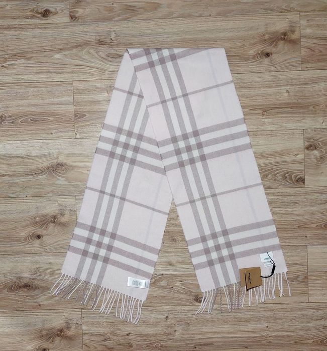 Szalik 100% kaszmir Burberry jasny róż nowy