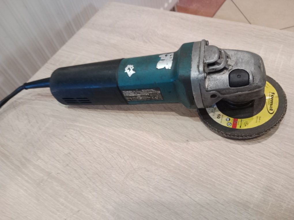 Szlifierka Makita 9565 HR