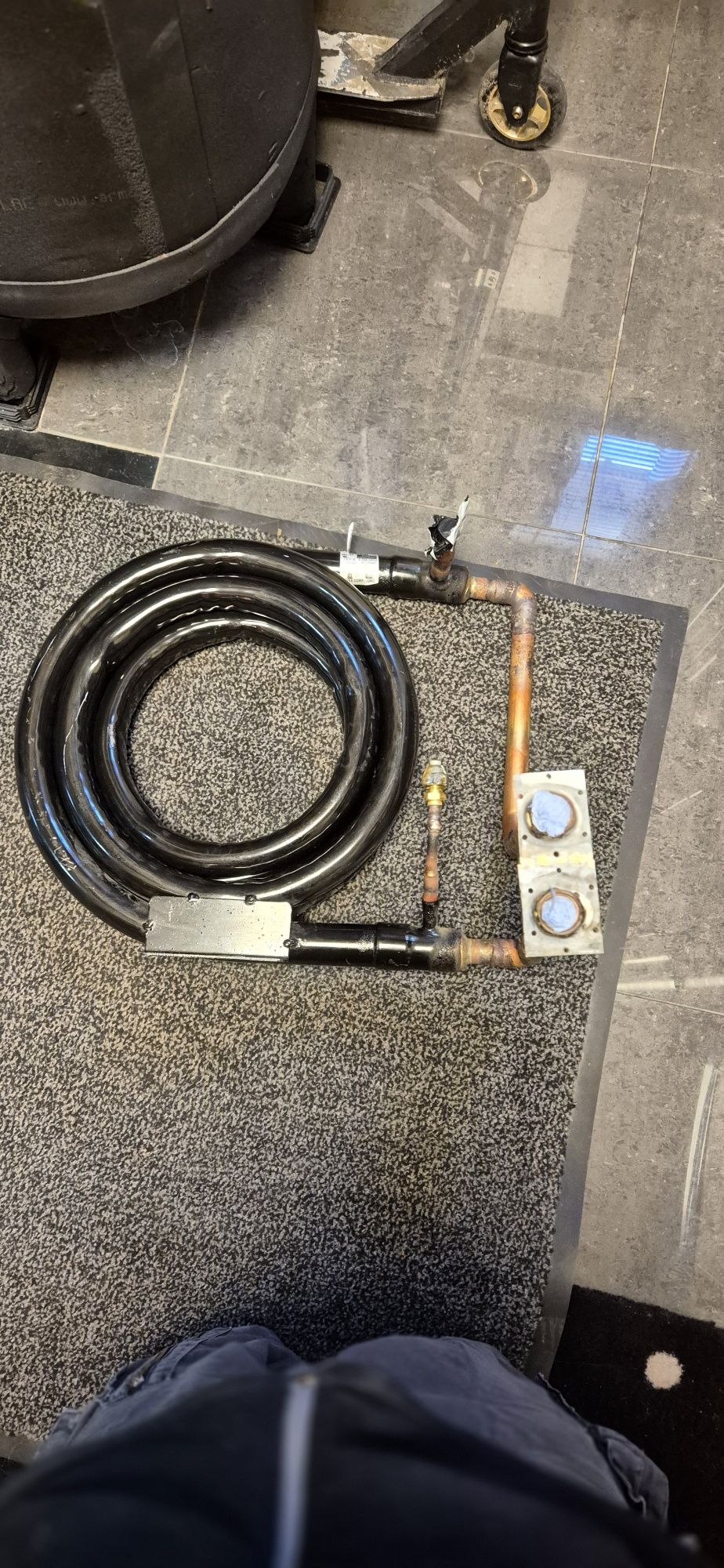 Wymiennik rurowy.woda freon. 14 kw miedziany