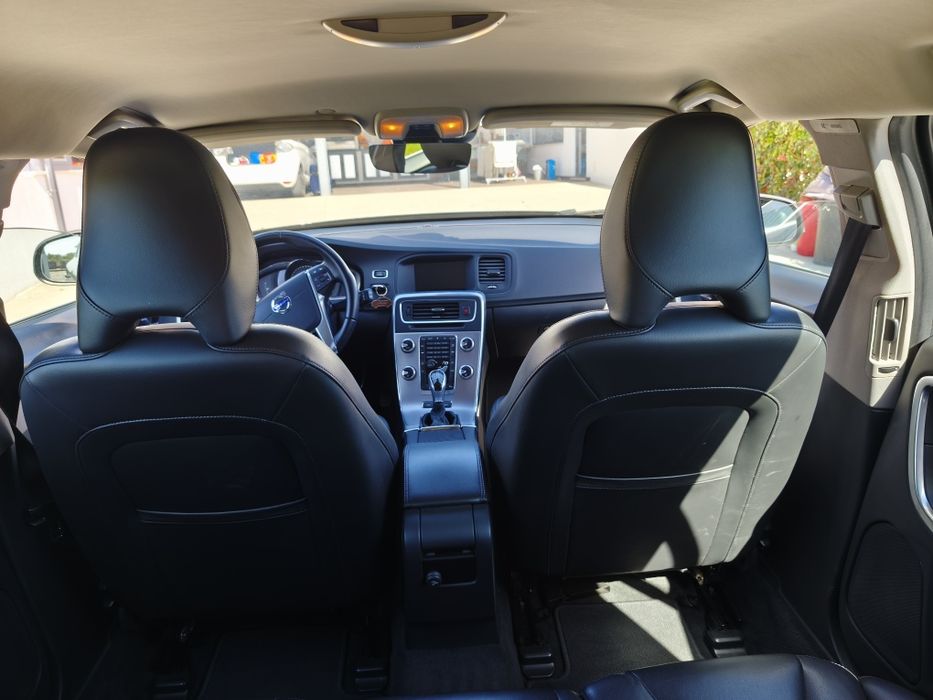 Volvo V60 D6 Twin Engine 2016