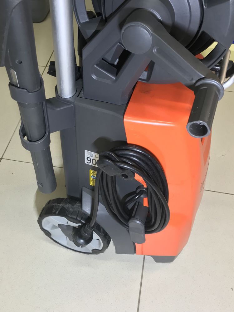 Máquina de Alta Pressão Husqvarna  PW360 • 160 bars