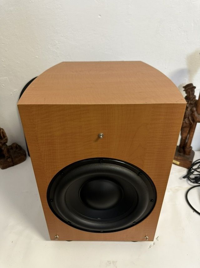 16 kg,! Subwoofer aktywny Concept R, 200 watt