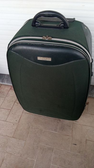 MALA TROLEI Porão Com Rodas 70x50cm. 6 Fotos