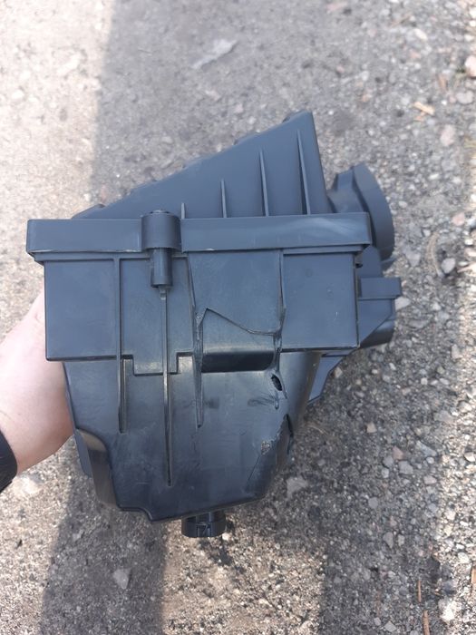 Корпус повітряного фільтра vw tiguan 17-