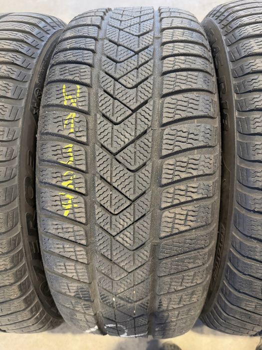 245/45/18 Pirelli Winter SottoZero 3
