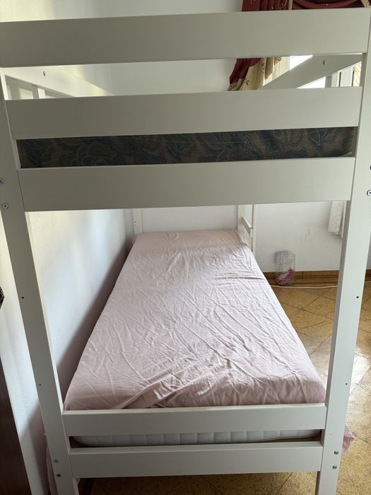 Troco beliche  branca,da  ikea nova por cama de solteiro