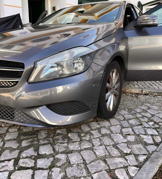 Mercedes-Benz Classe A 180 CDI BlueEfficiency Urban - NACIONAL