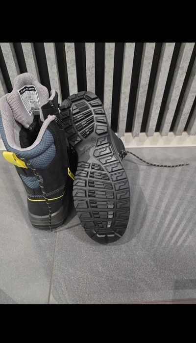 Nowe buty robocze zimowe Solid Gear