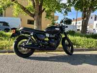 Triumph Bonneville T100 Black + 2 malas