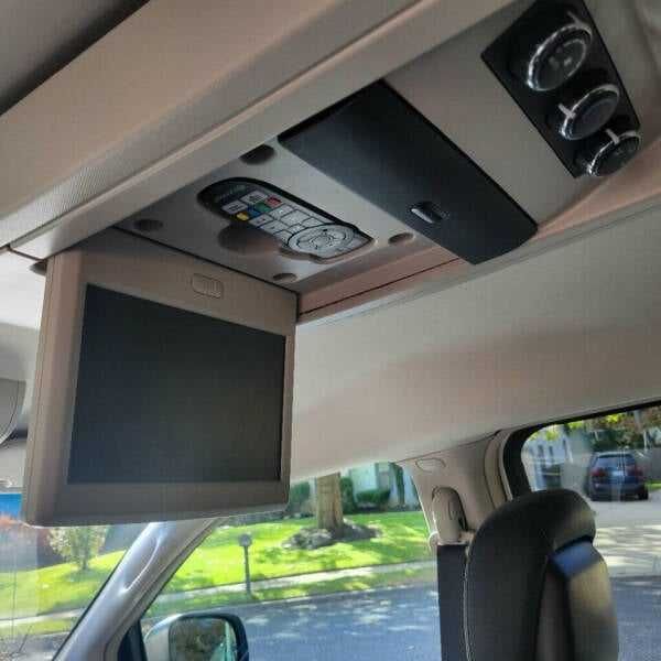 2016 Chrysler Town and Country