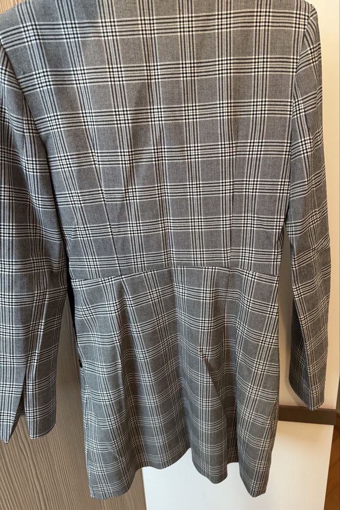Sukienka zara elegancka zara do pracy xs