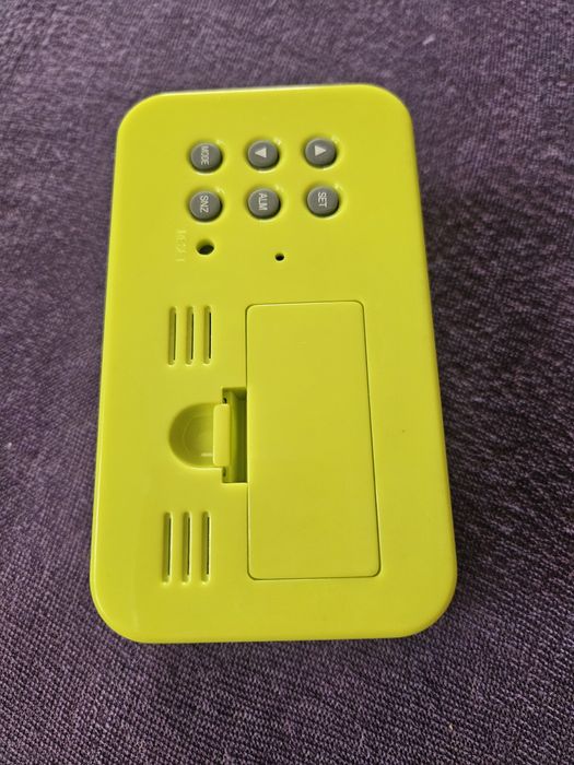 Zegarek  budzik  cyfrowy  na baterię