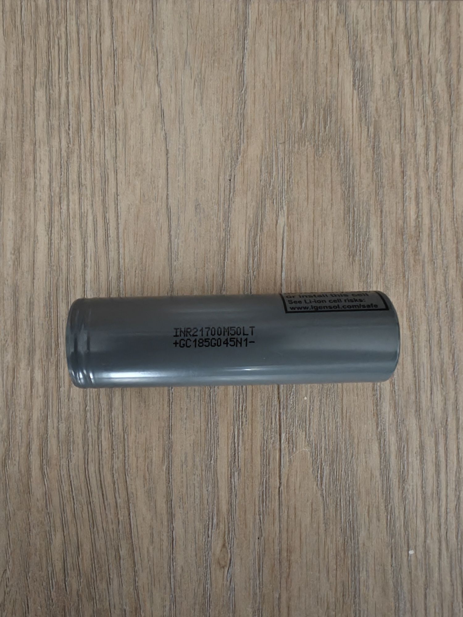 Lumintop B01 latarka