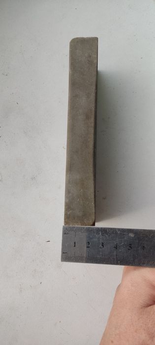 Натуральный затчной камень фирма Нортон США Queer Creeck