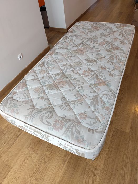 Cama de solteiro + Colchão