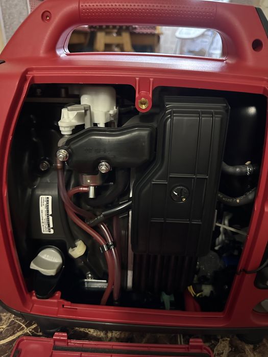 Інверторний Генератор Honda EU22i