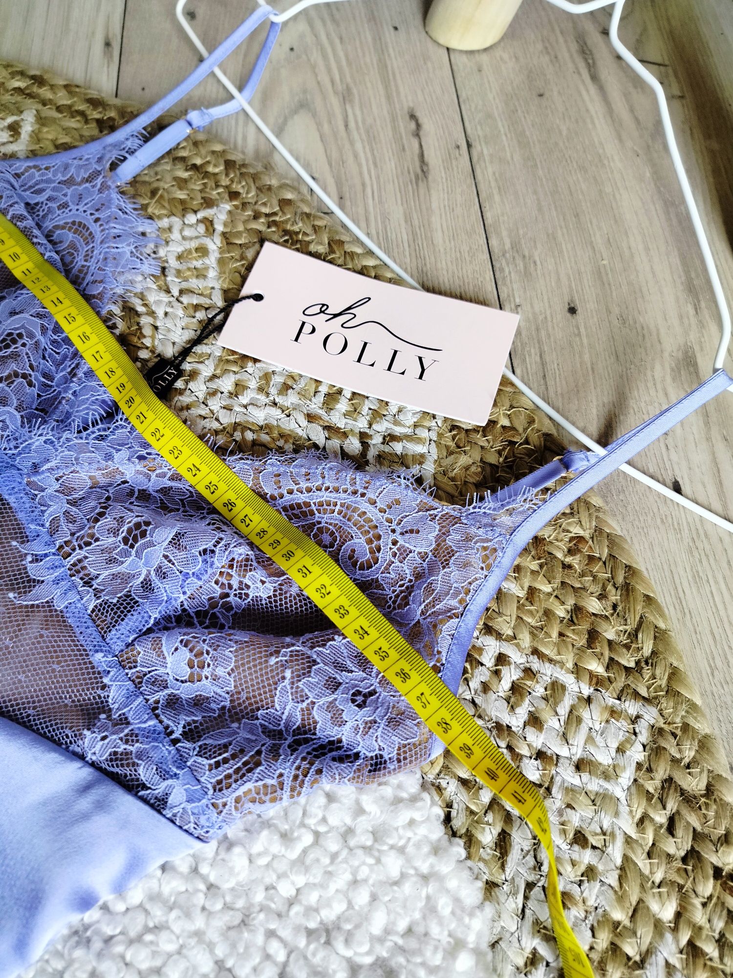 Nowa liliowa satynowa dopasowana sukienka na ramiączkach oh polly 32