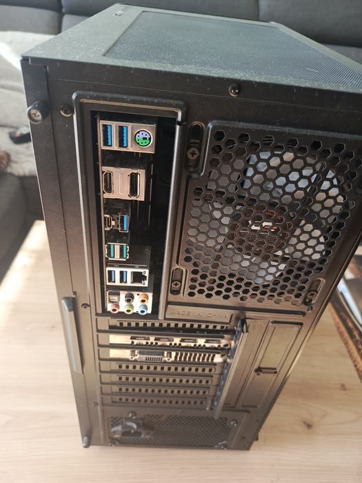 Komputer gamingowy Ryzen