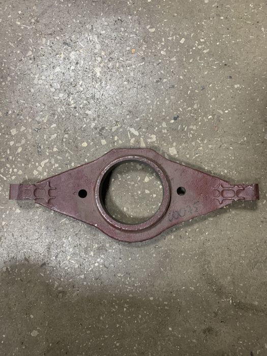 Опора двигуна передня 36-1001015 ЮМЗ Д-65