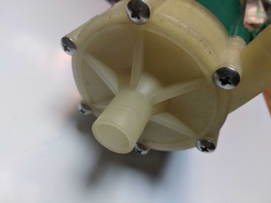Помпа циркуляционная Iwaki MP-20R-115