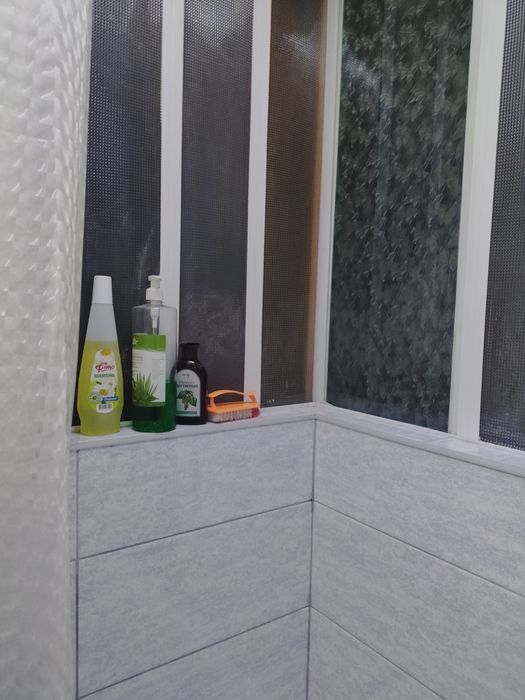 Задам большую однокомнатную квартиру на Дружбе  Ул.Просвіти(Тамбовская