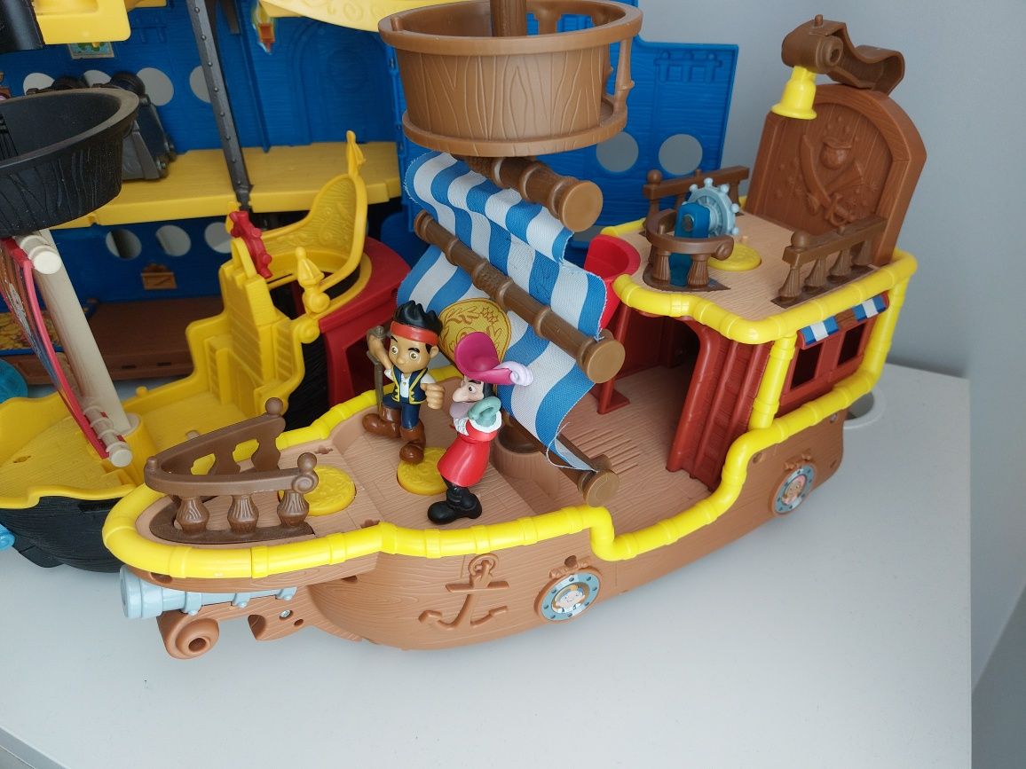 Barco piratas brincar