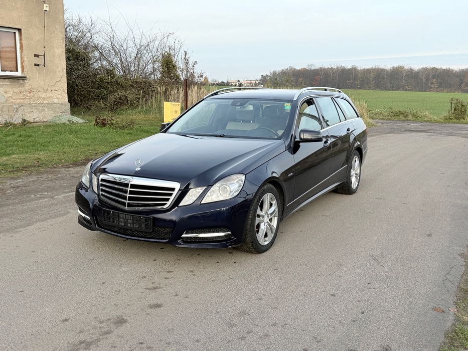 Mercedes-Benz Klasa E 350CDi 4Matic 7 osobowy