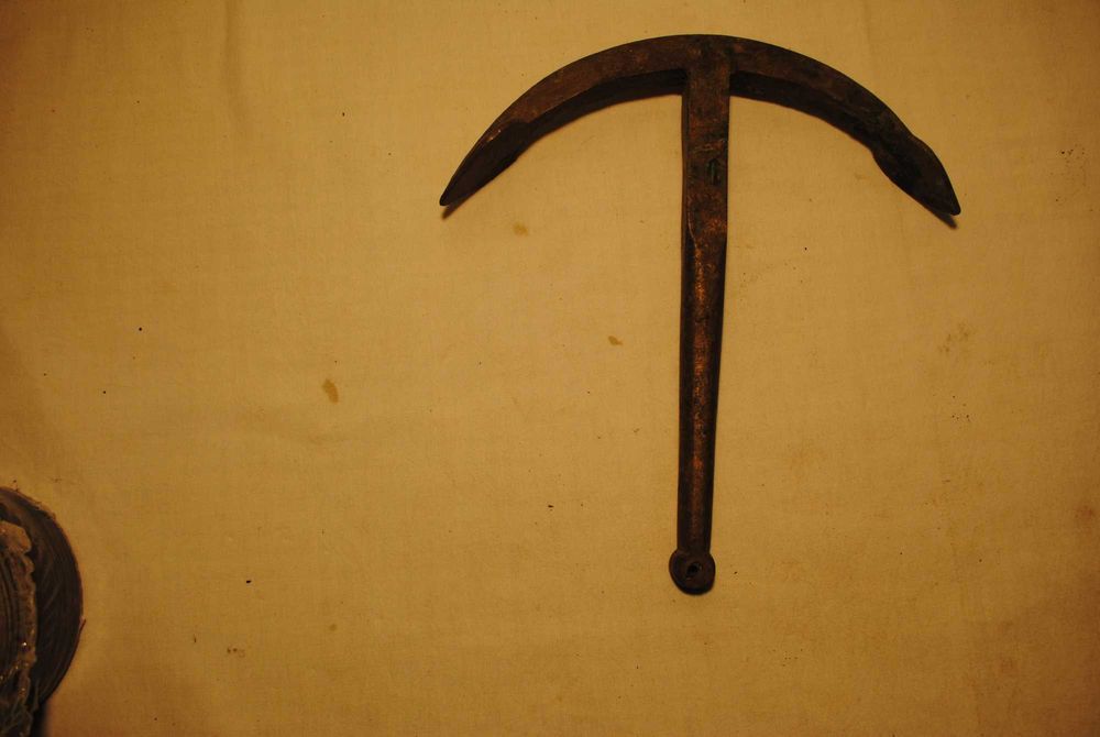 Kotwica mosiężna stara zabytek