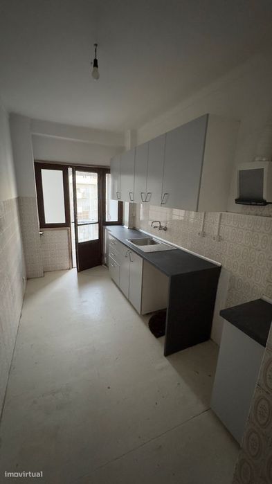 Apartamento T.2 para arrendamento