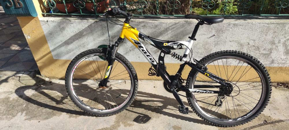 Bicicleta de montanha Atala