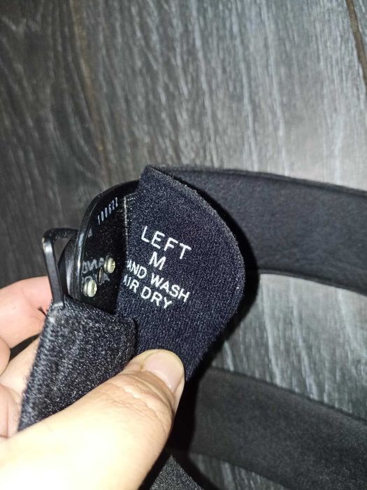 Жесткий 4-точечный коленный ортез DonJoy 4-Titude. Левый. Размер M