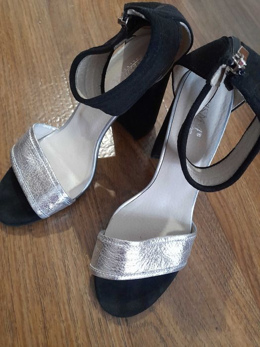 Босоніжки  38 р.