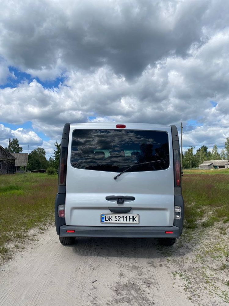 Ореl vivaro 1.9 2005 р